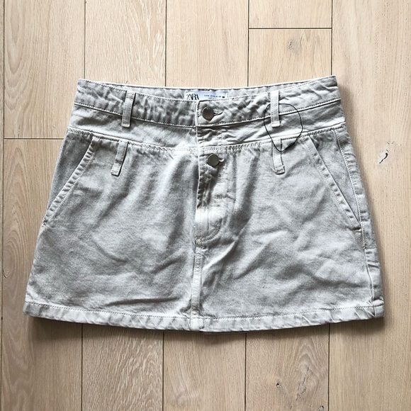 NWOT Zara Gray Denim Mini Skirt Double Waisted Size Medium Cowgirl - Picture 1 of 10